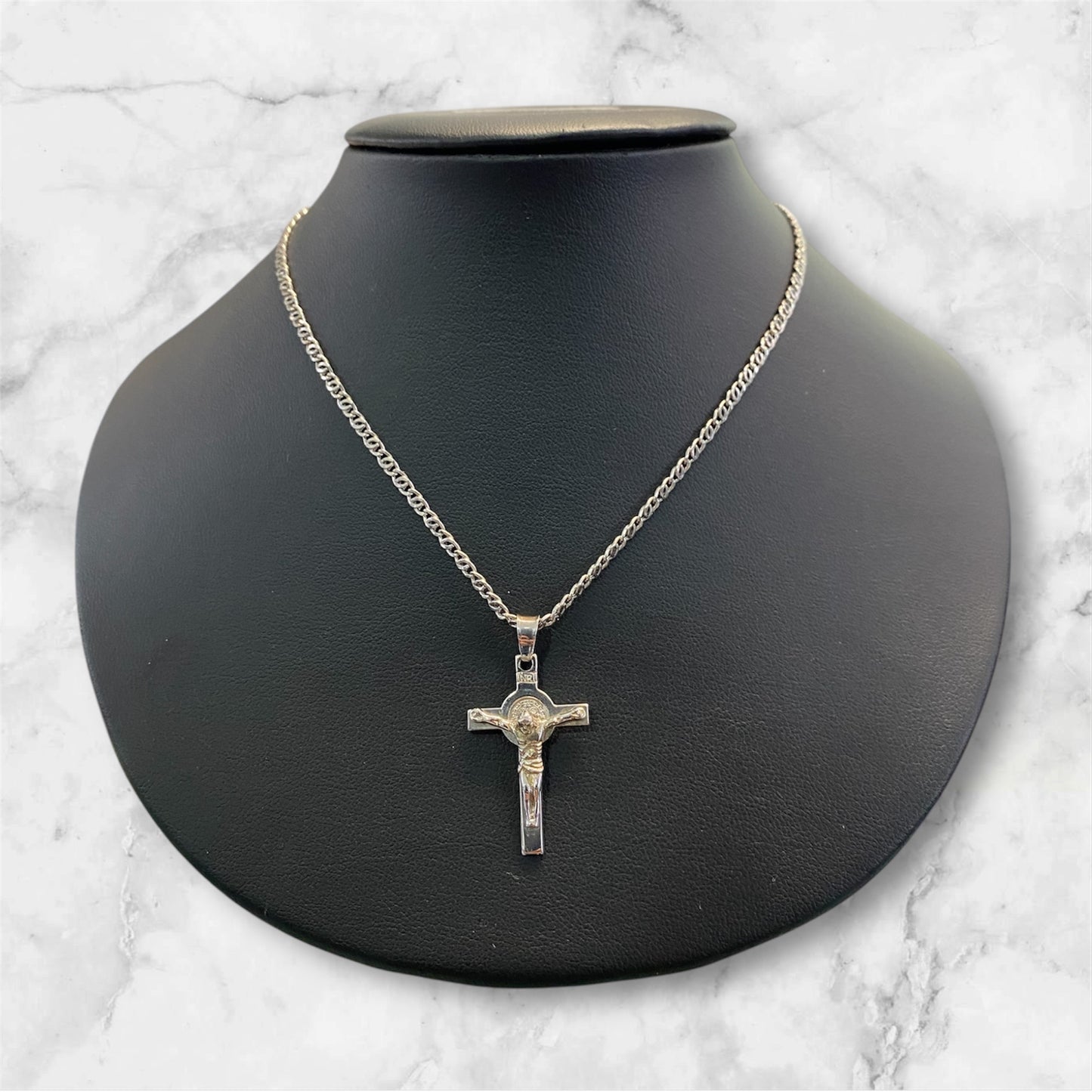 Collana con Crocifisso in Arg925